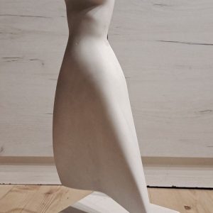 Бела балерина